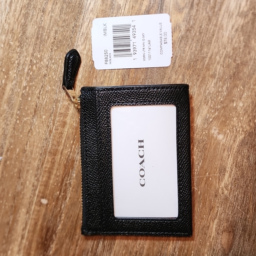 Coach Card Case NWT - Picture 2 of 4